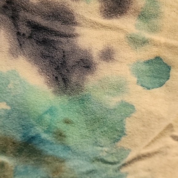 2 Tie Dye Tee Shirts sz M - Picture 5 of 6